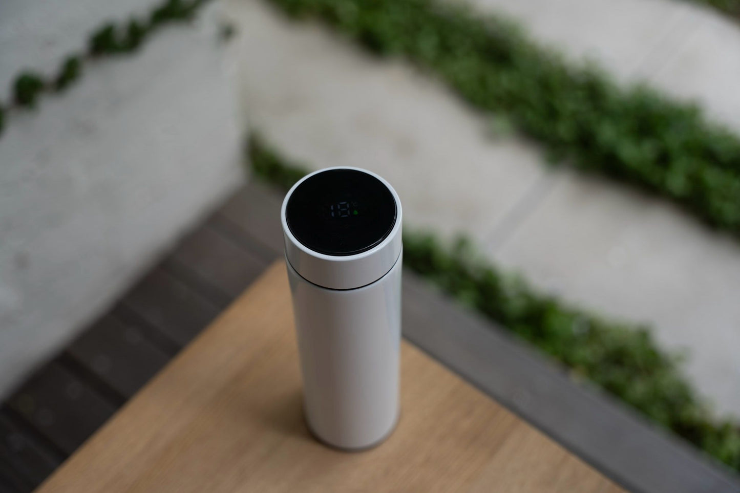 Vela Studio Smart Thermal Bottle, 500ml